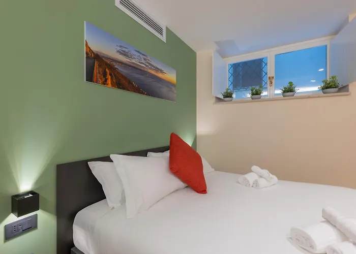 Luna 招待所 的里雅斯特