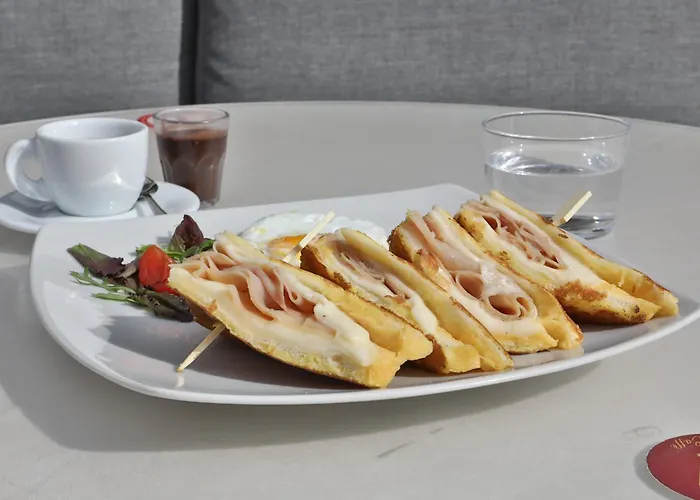 Luna 招待所 的里雅斯特