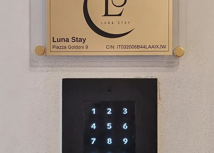 Luna 게스트하우스 3*